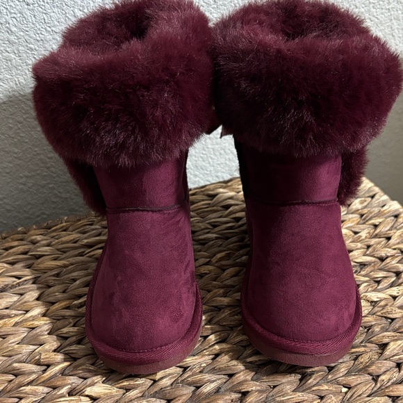 Juicy Couture Other - Juicy Couture Burgundy Fur Boots